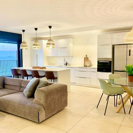 Beach Place Apartments 海法 外观 照片