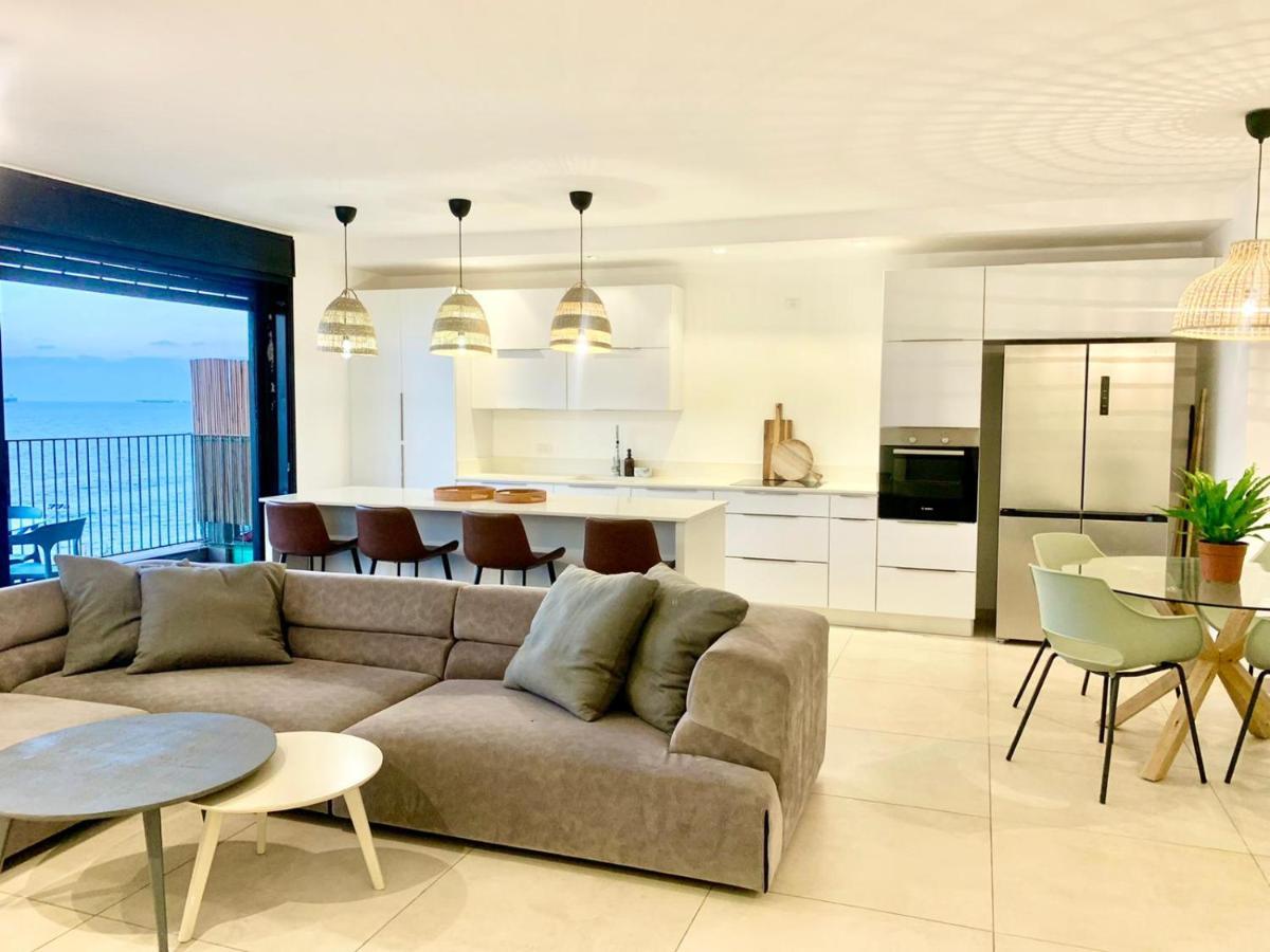 Beach Place Apartments 海法 外观 照片