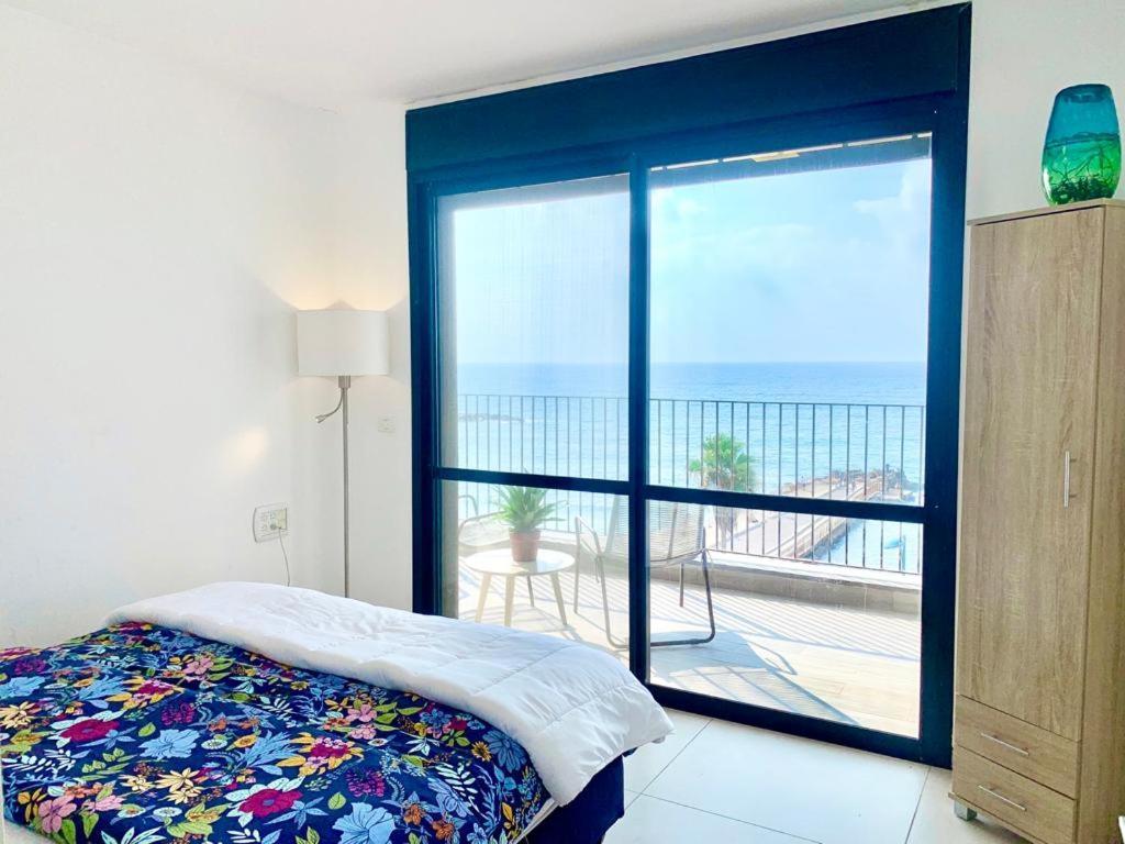 Beach Place Apartments 海法 外观 照片