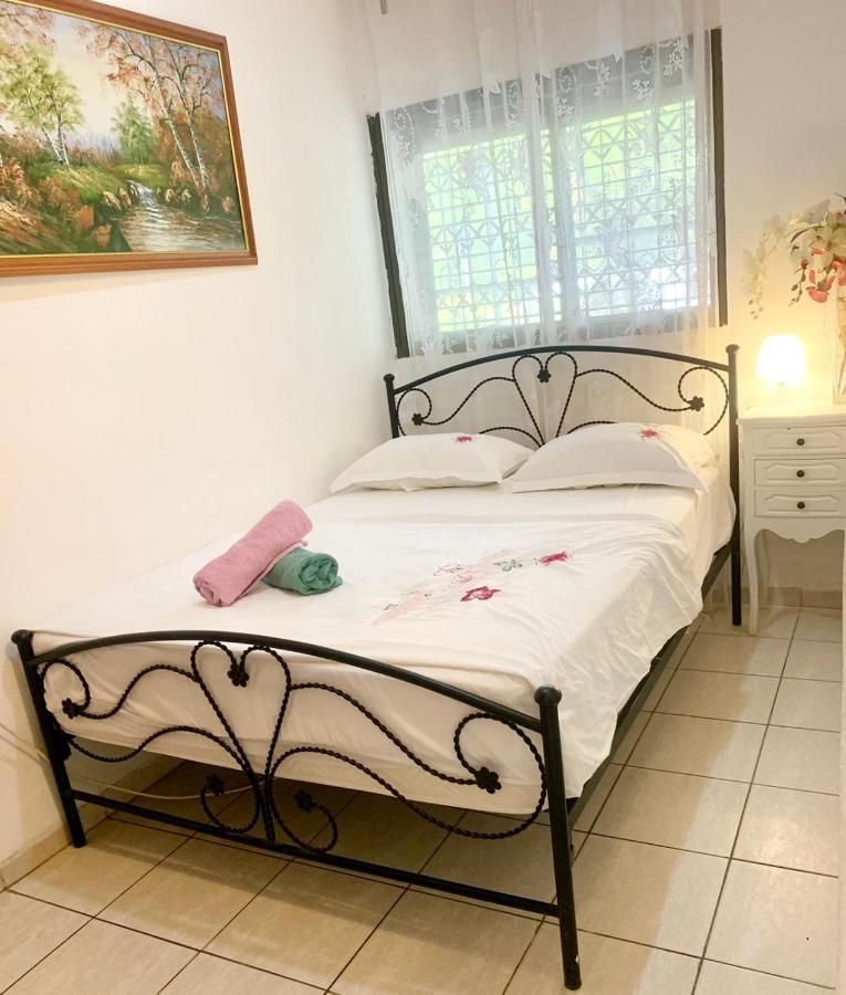 Beach Place Apartments 海法 外观 照片